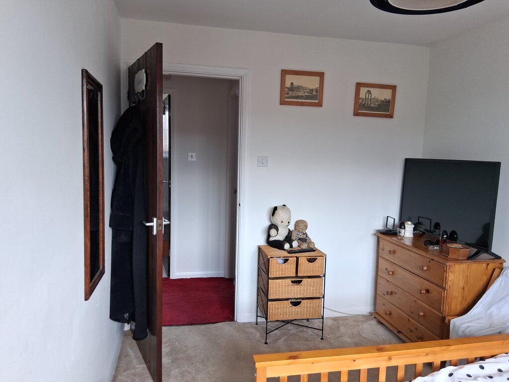 Photo 2 of Chesterfield property