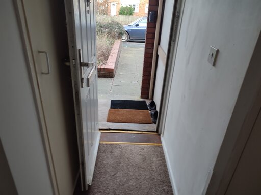 1 bed ground floor apartment/flat