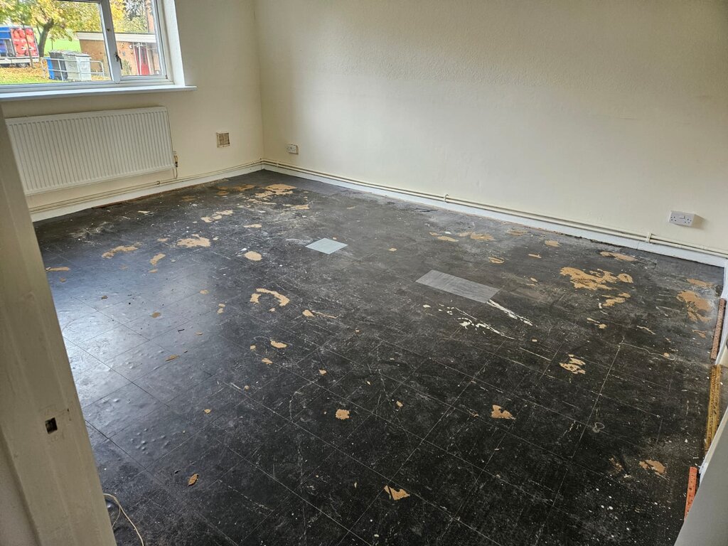 Photo 2 of Chesterfield property