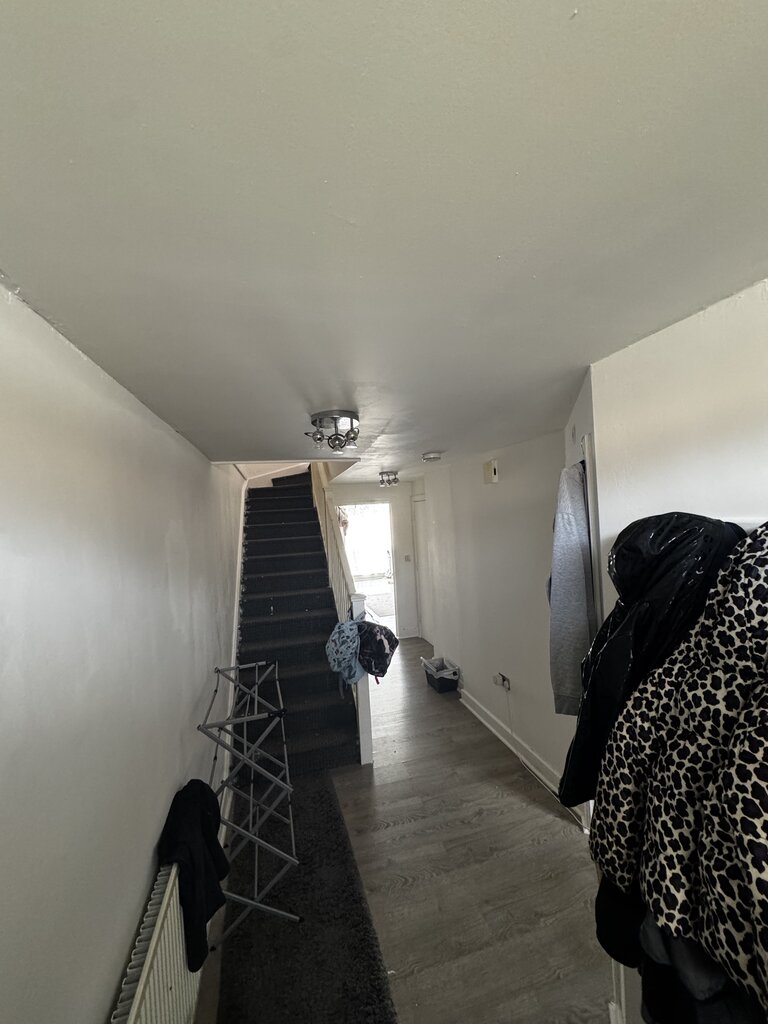 Photo 4 of London property