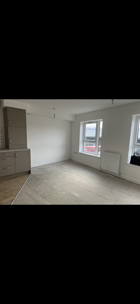 Photo 2 of Edinburgh property