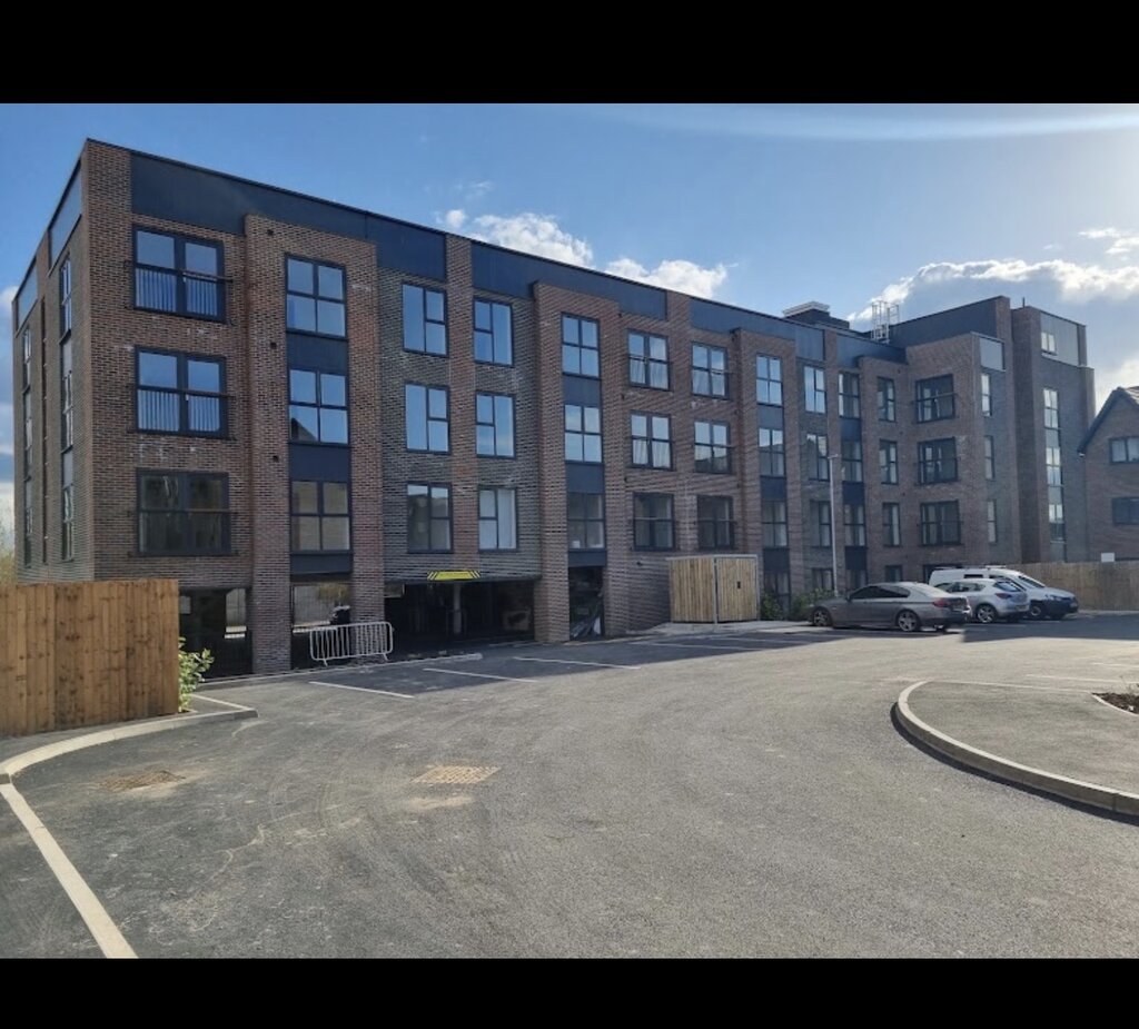 Photo 2 of Manchester property