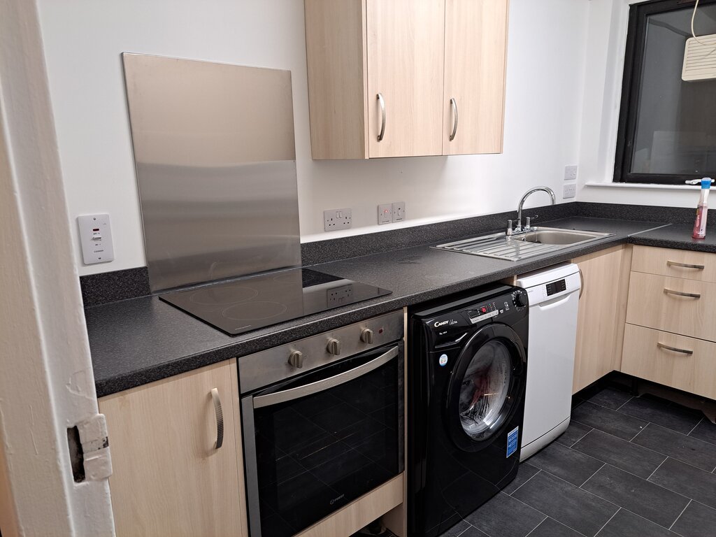 Photo 2 of Aberdeen property