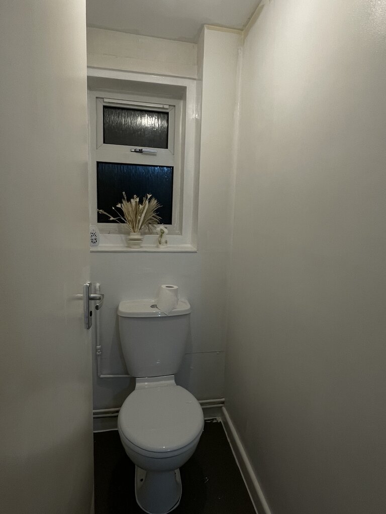 Photo 2 of Ipswich property