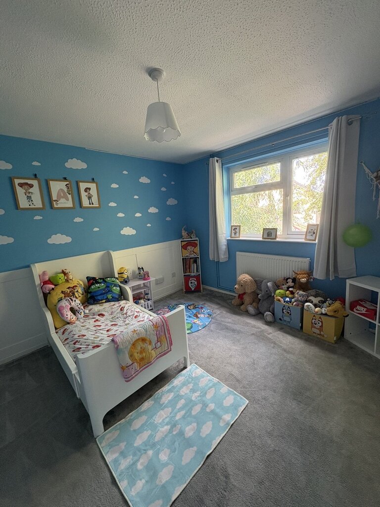 Photo 4 of Toftwood property