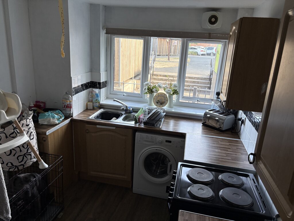 Photo 2 of Normanton property