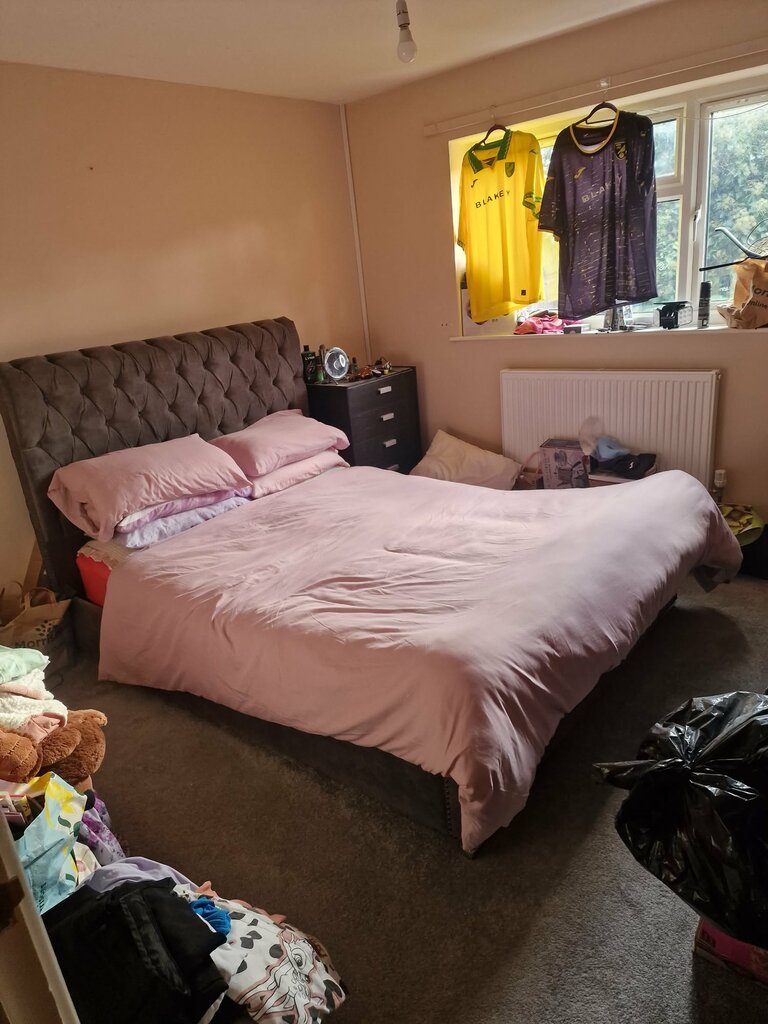 Photo 5 of Lowestoft property