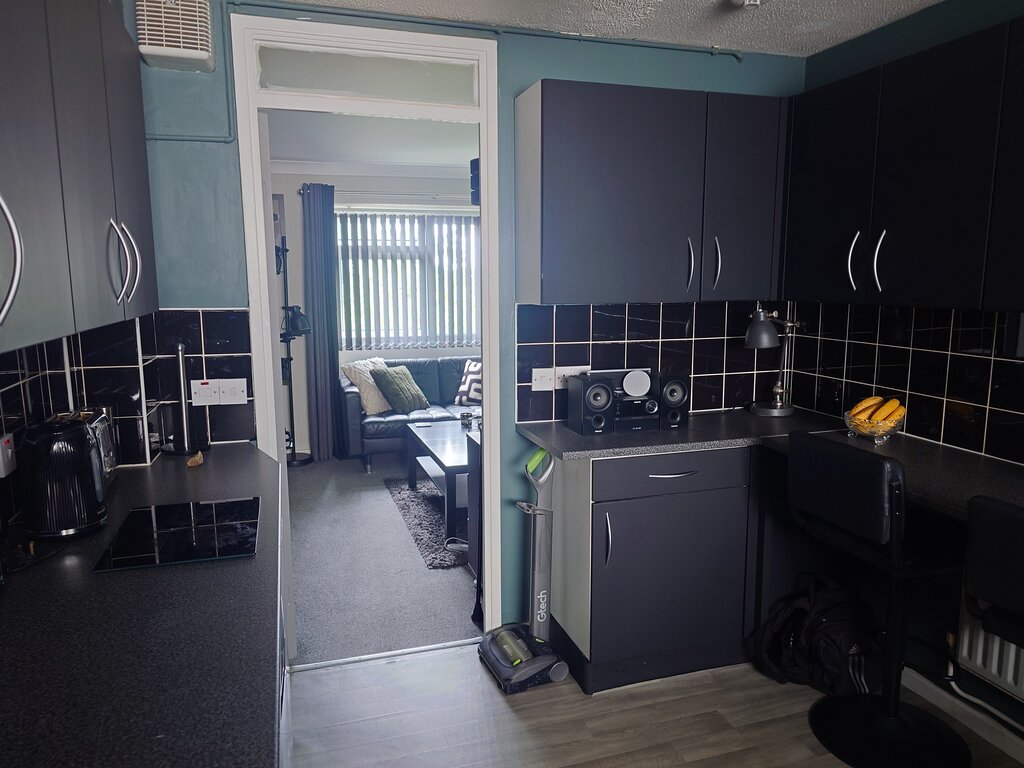 Photo 4 of Skelmersdale property