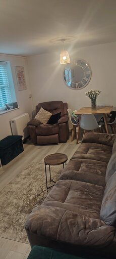 2 bed ground floor apartment/flat