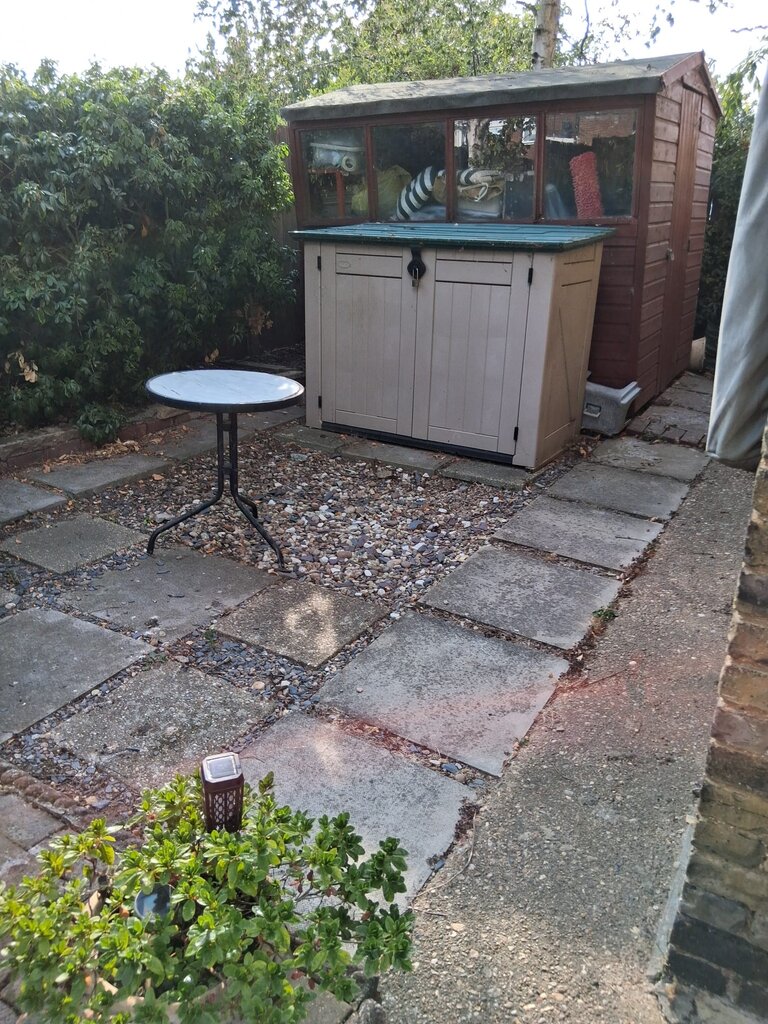 Photo 4 of Rainham property