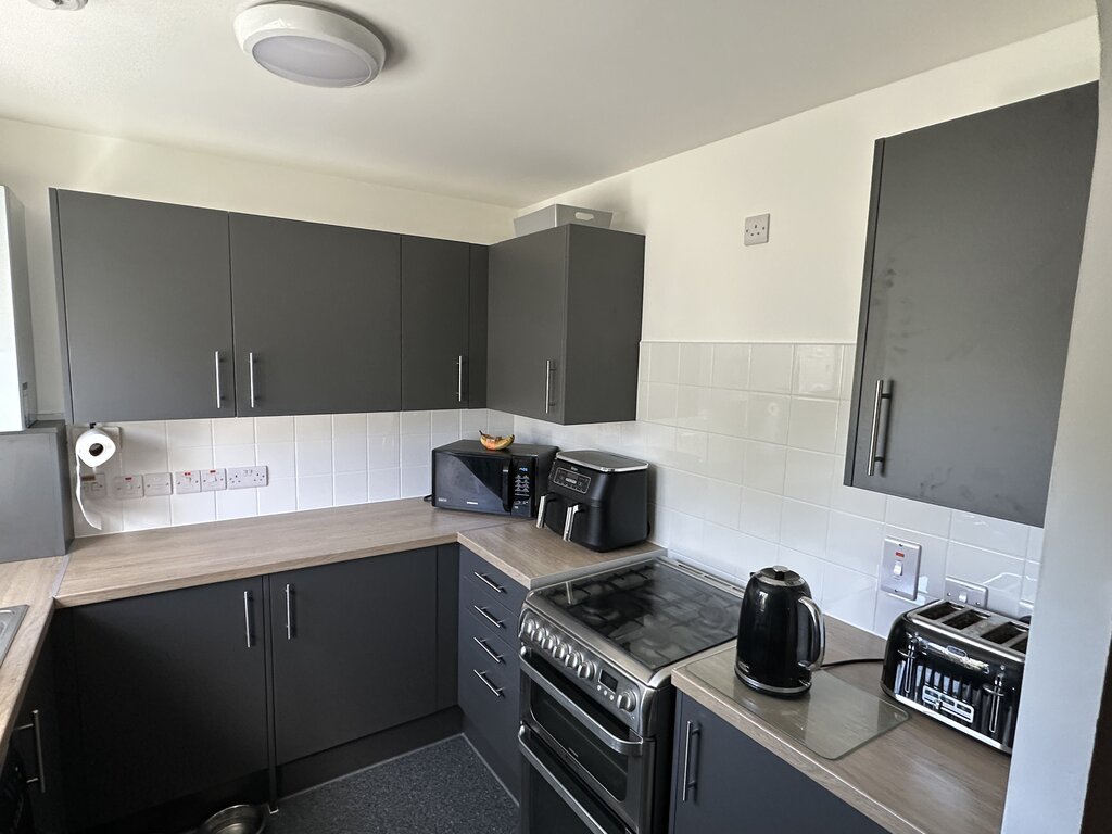 Photo 2 of Crawley property