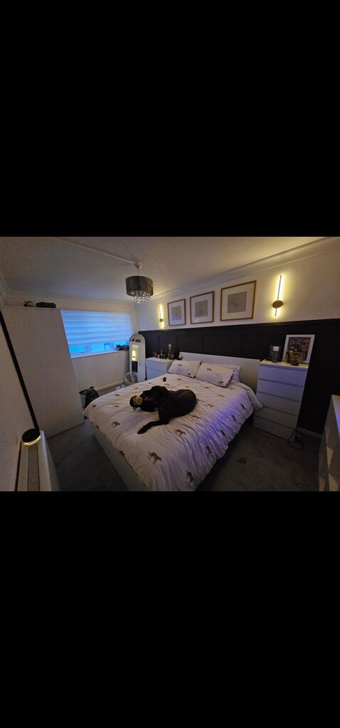 Photo 3 of Halstead property