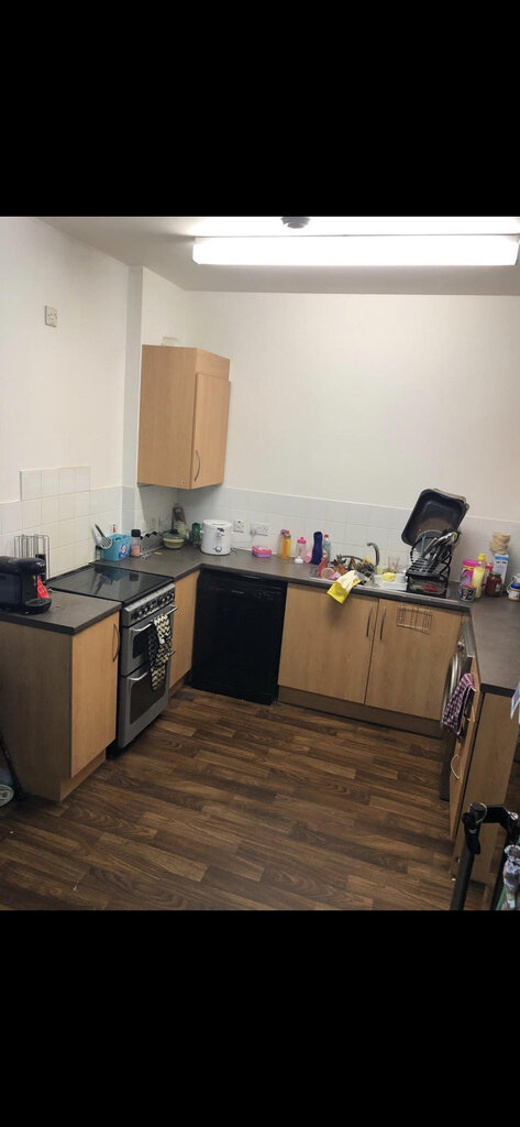 Photo 4 of London property