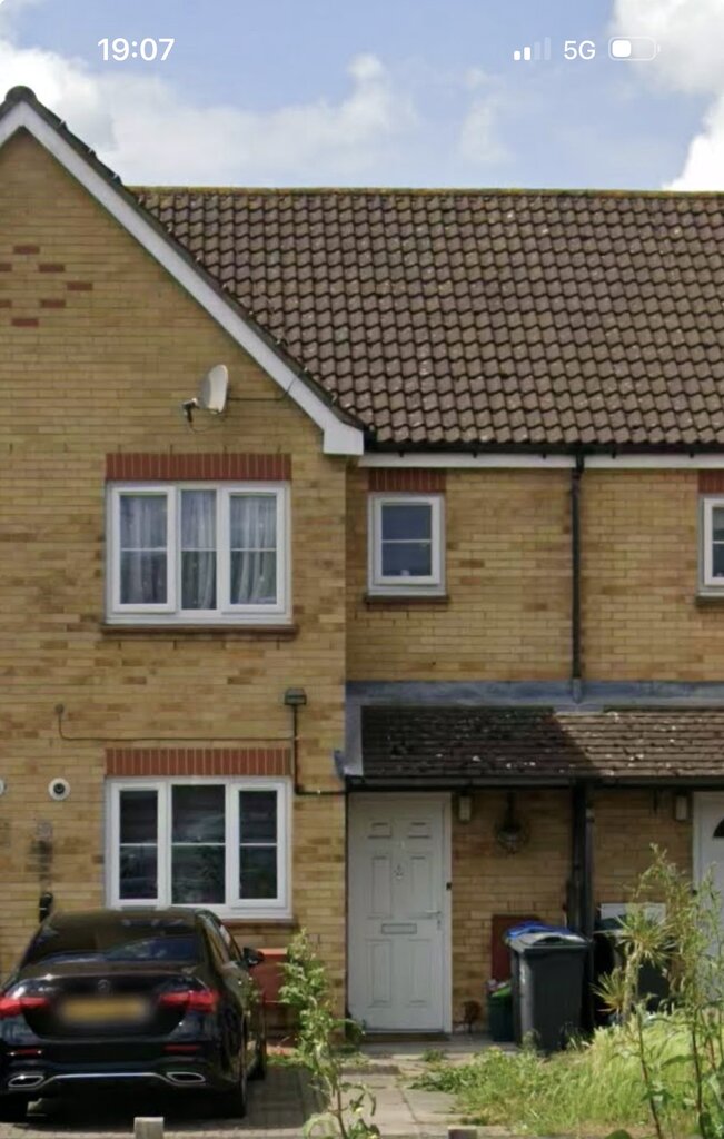 Photo 1 of London property