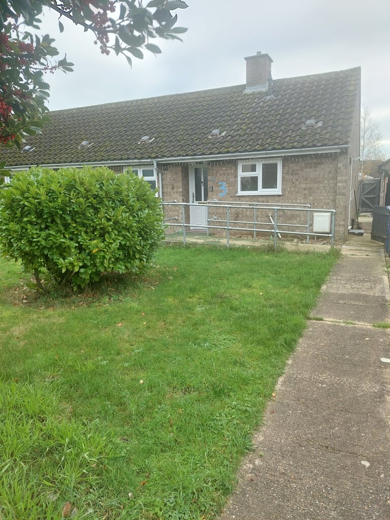 Photo 1 of Bandon property
