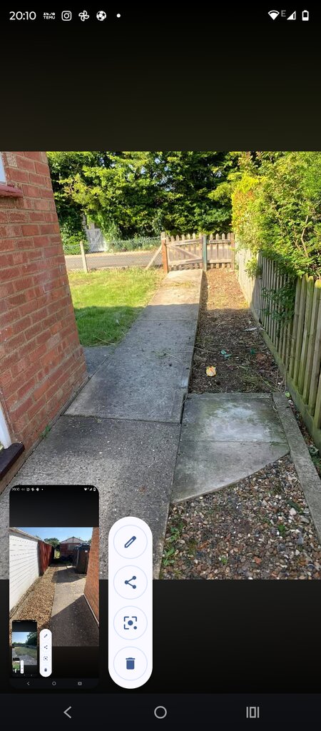 Photo 4 of Weeting property