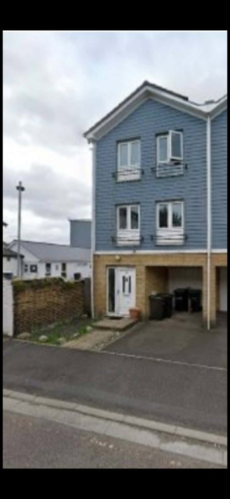 Photo 1 of Gravesend property
