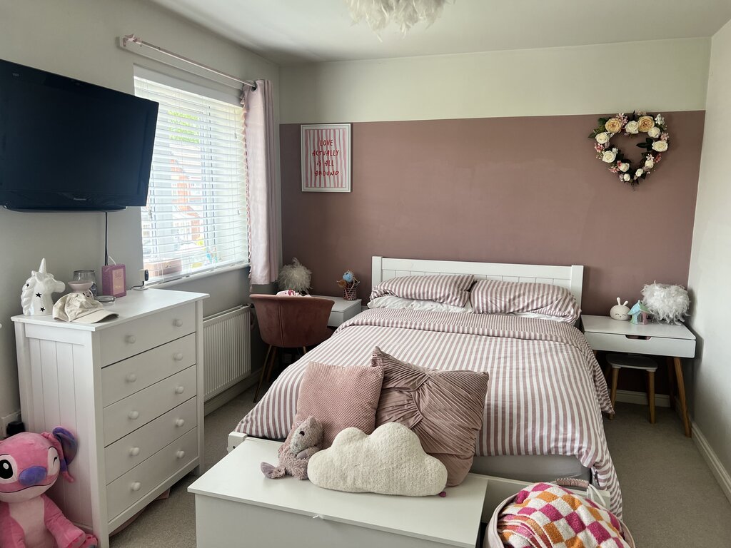 Photo 4 of Cannock property