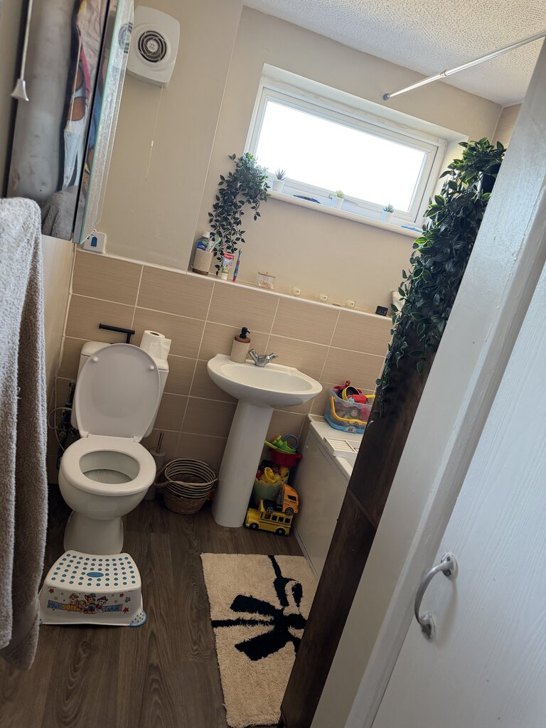 Photo 5 of Walkden property