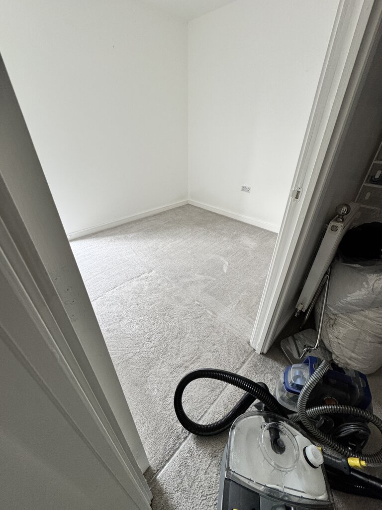 Photo 4 of Bracknell property