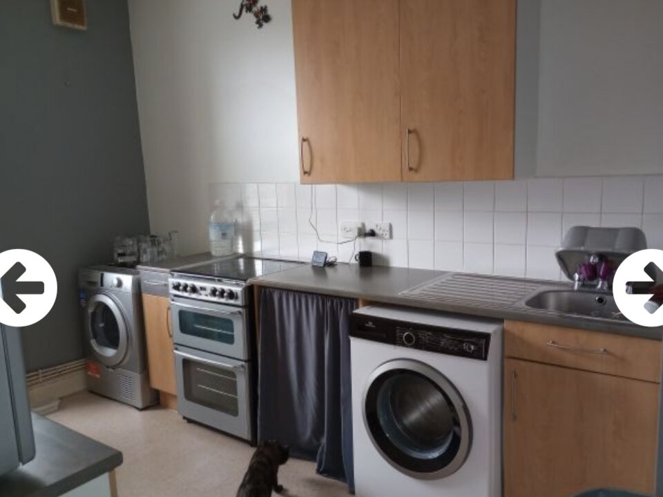 Photo 3 of Islington property