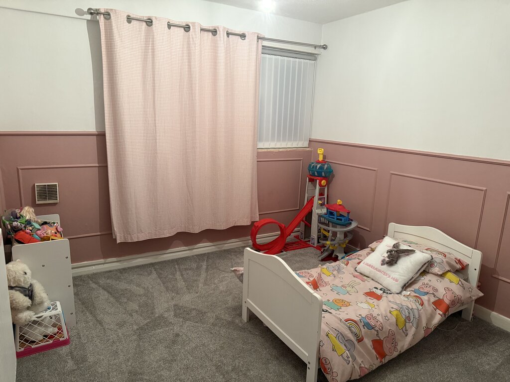 Photo 2 of B37 6Tp property