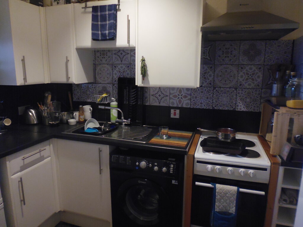 Photo 2 of Edinburgh property
