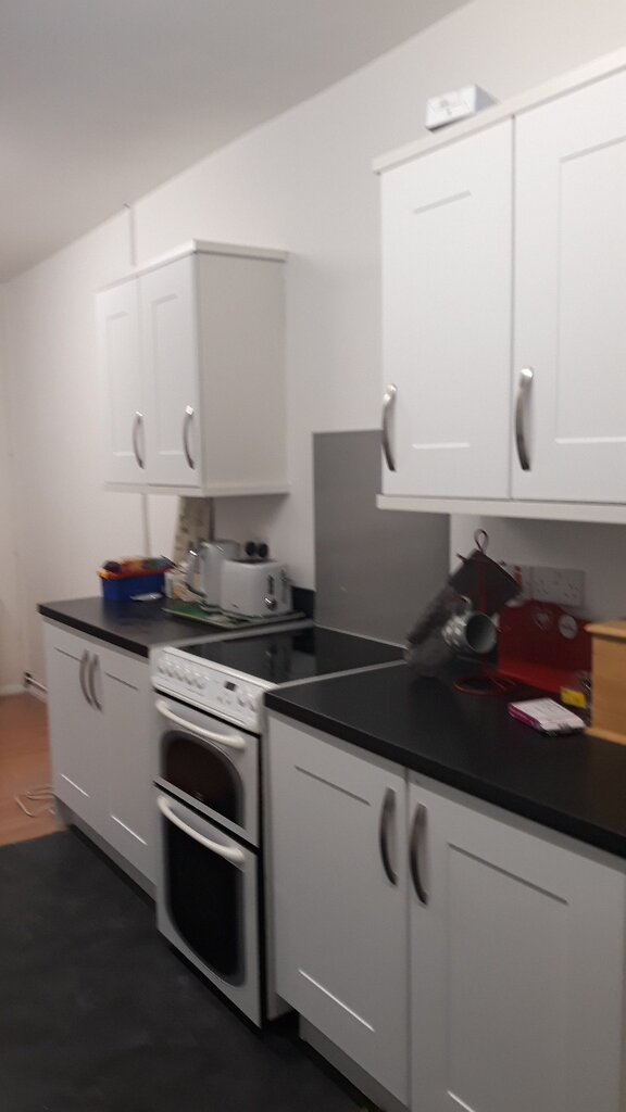 Photo 5 of Salford property
