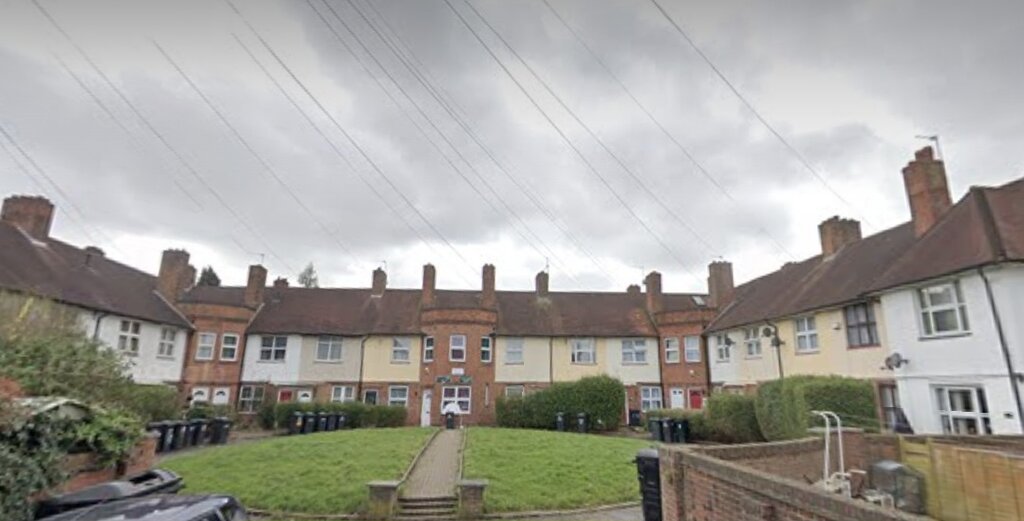 Photo 2 of London property