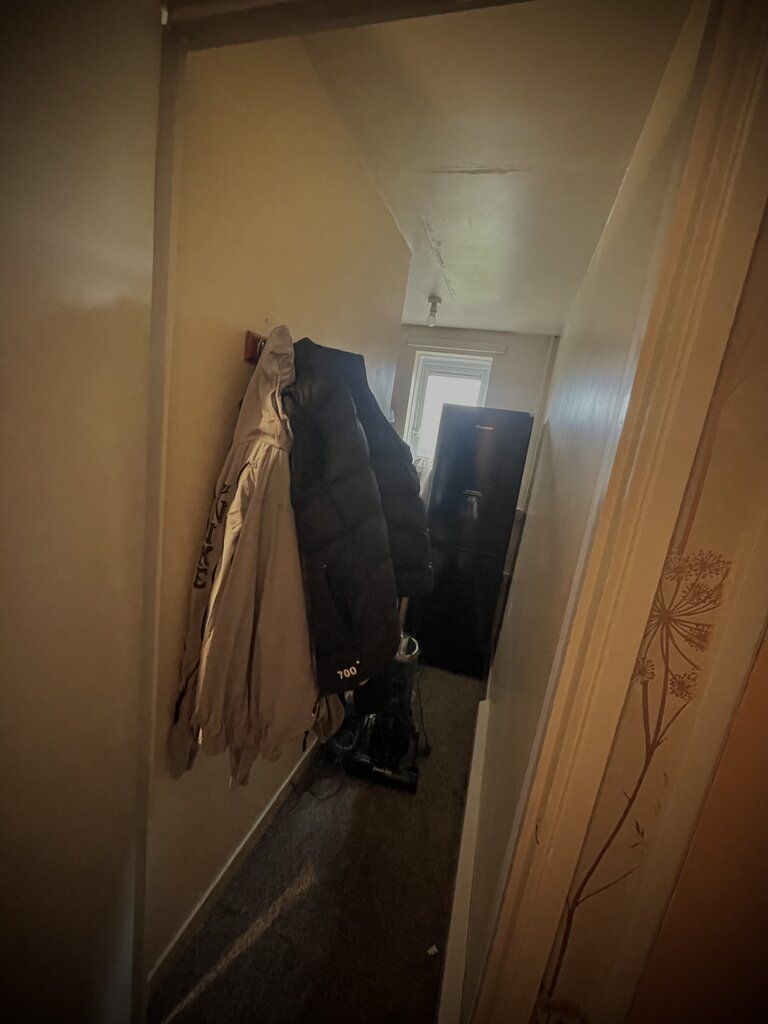 Photo 3 of Huddersfield property