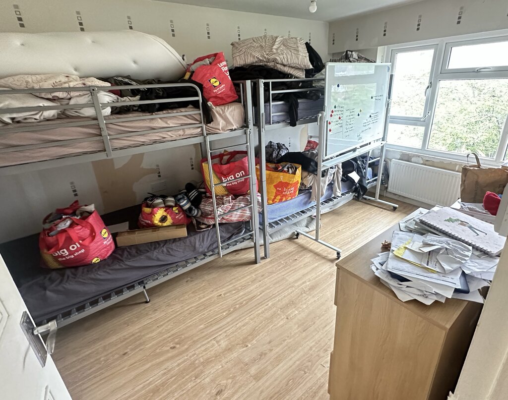 Photo 2 of Carshalton property