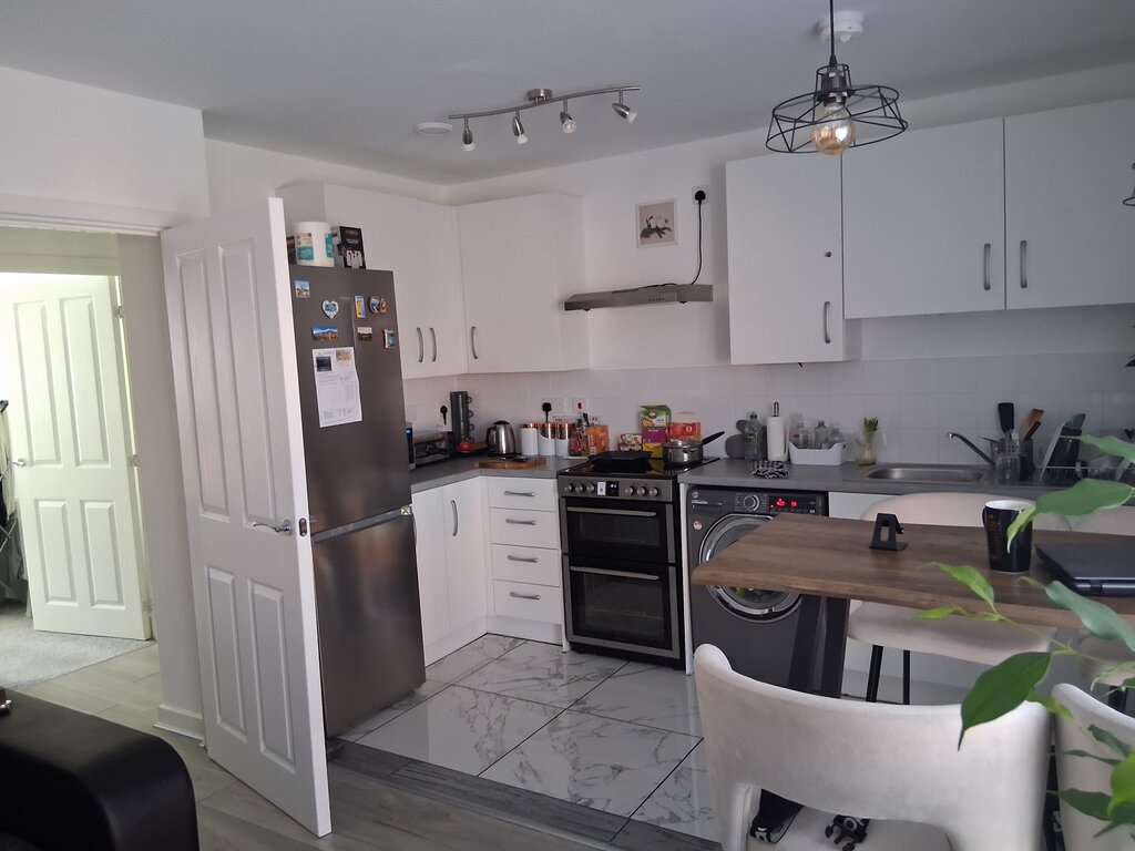 Photo 4 of Ashby-De-La-Zouch property