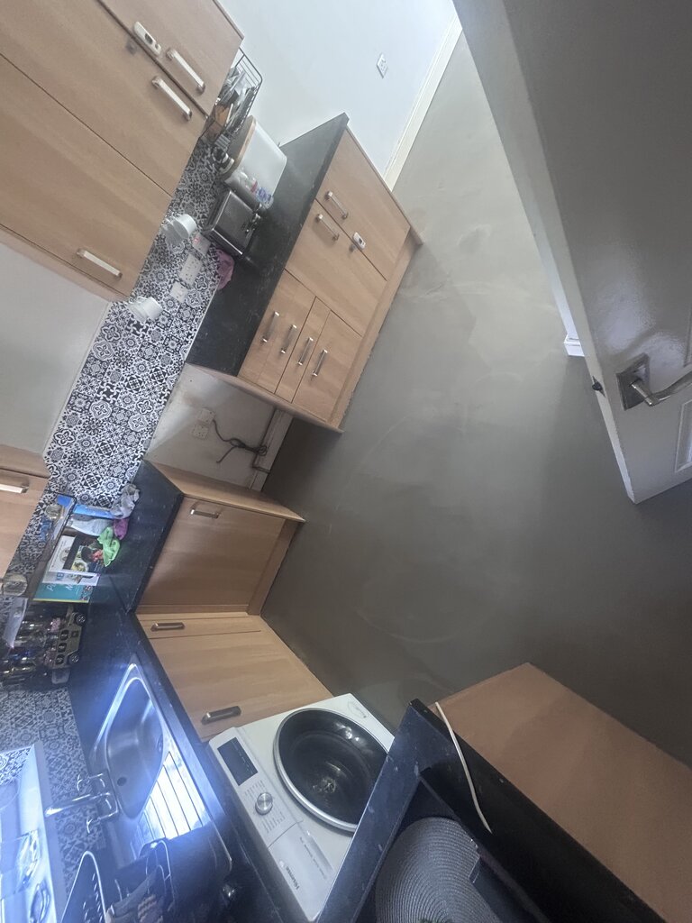 Photo 4 of Dewsbury Moor property