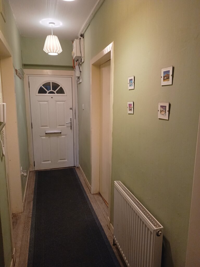 Photo 4 of Edinburgh property