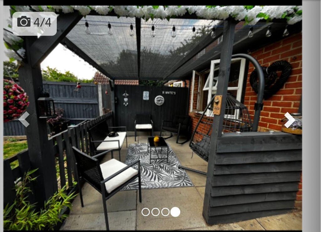 Photo 2 of Chigwell property