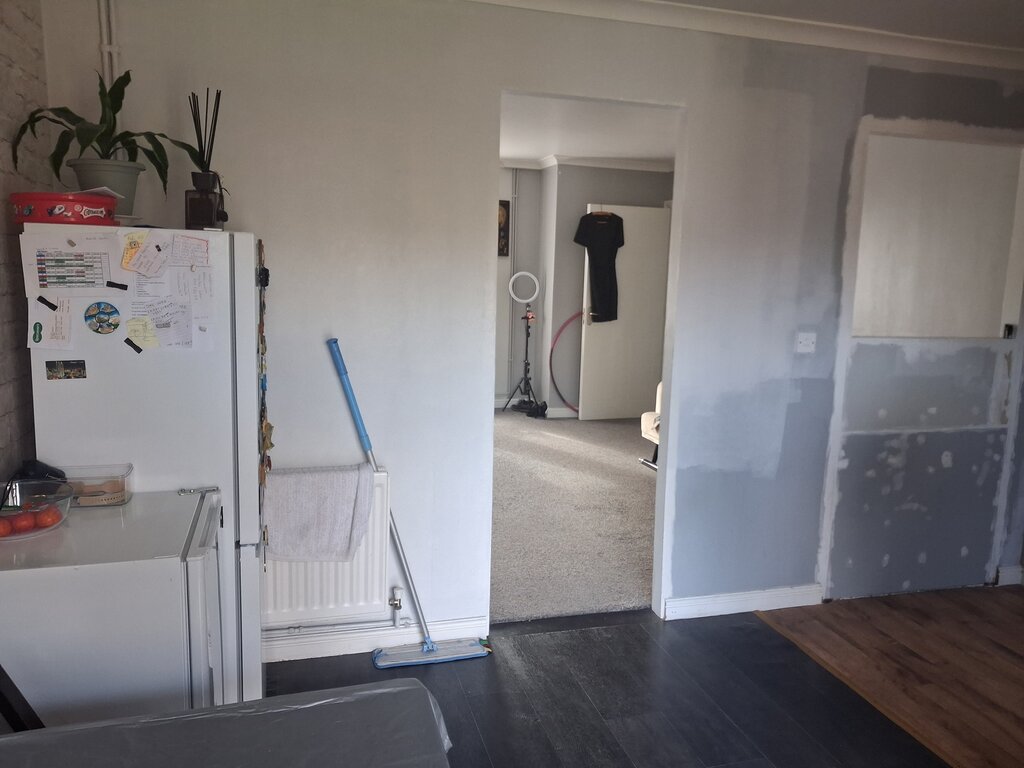 Photo 3 of London property