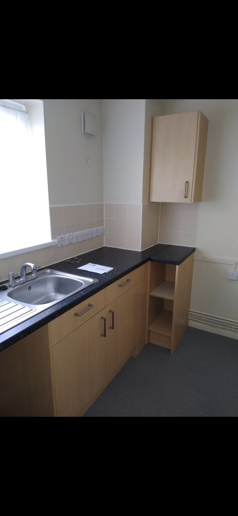 Photo 2 of Chessington property
