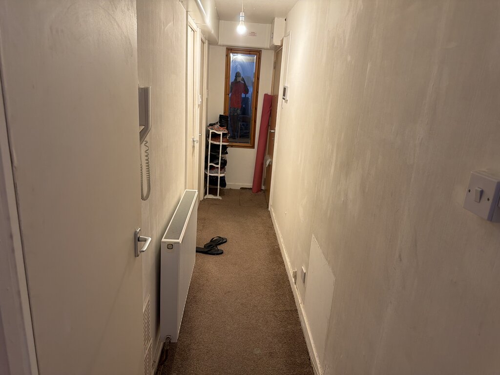 Photo 2 of Fitzwarren Court property
