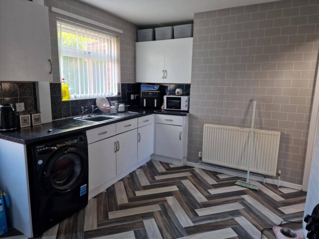 Photo 5 of Pudsey property