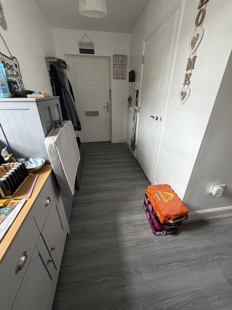 Photo 4 of Edinburgh property