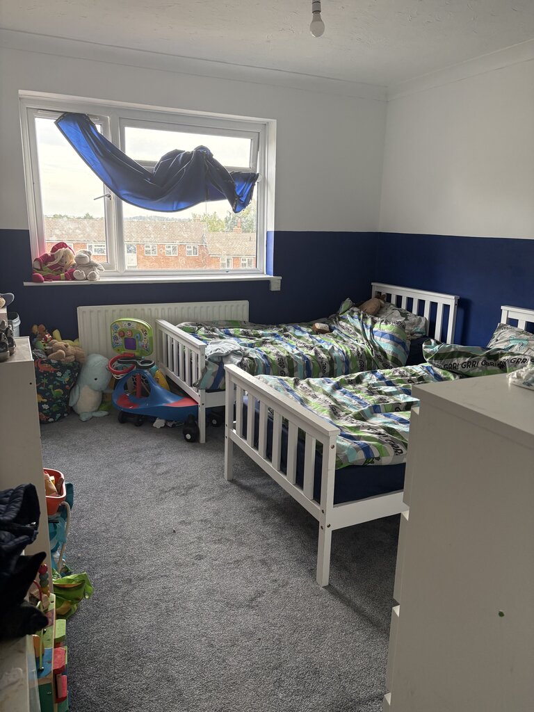 Photo 5 of Camberley property