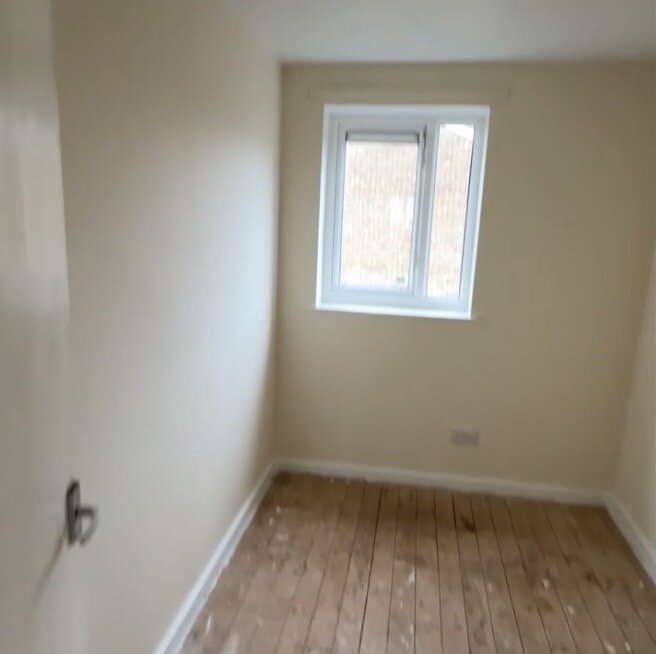 Photo 3 of Hull property