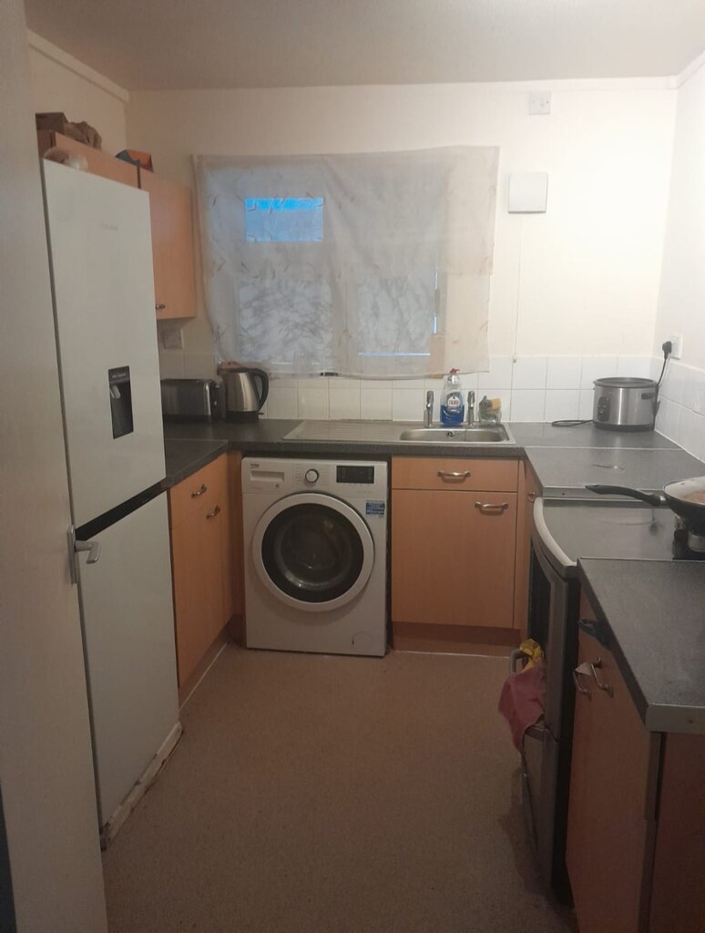 Photo 5 of Northampton property