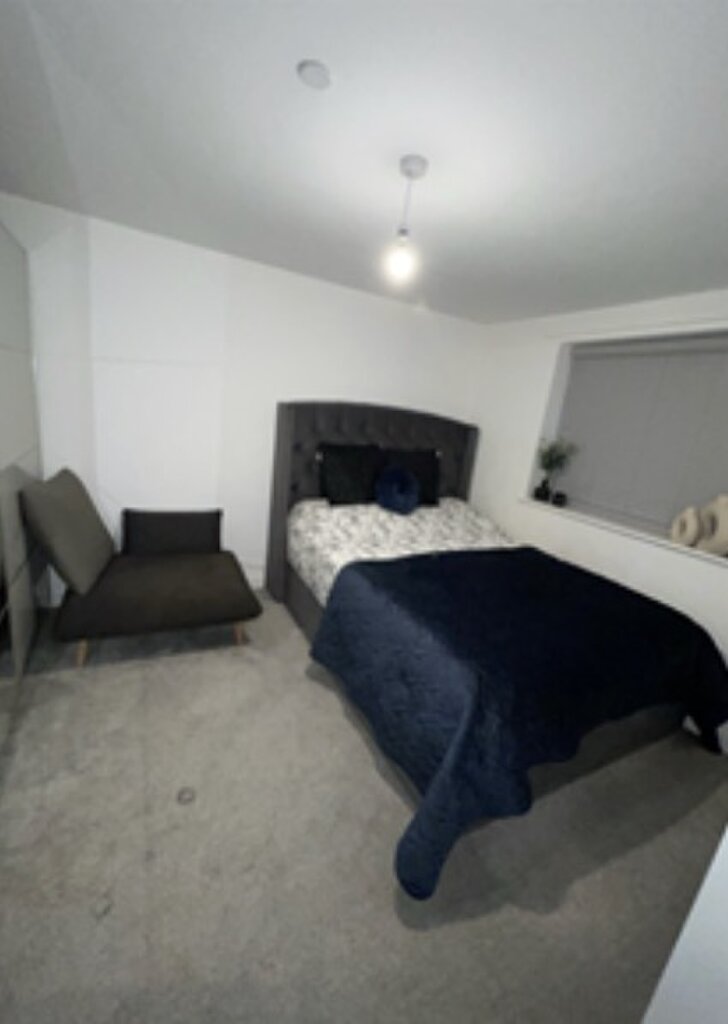 Photo 4 of Birmingham property