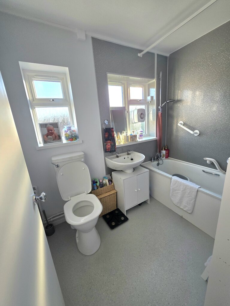 Photo 3 of Colchester property