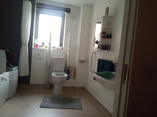1 bed ground floor apartment/flat