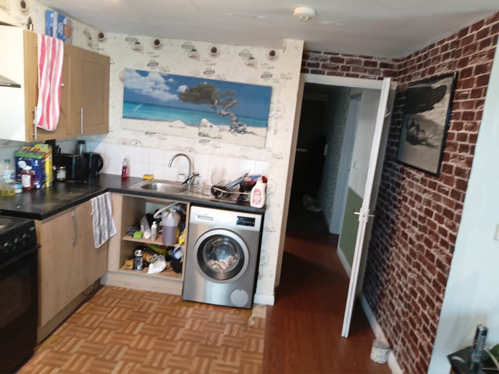 Photo 3 of Northampton property
