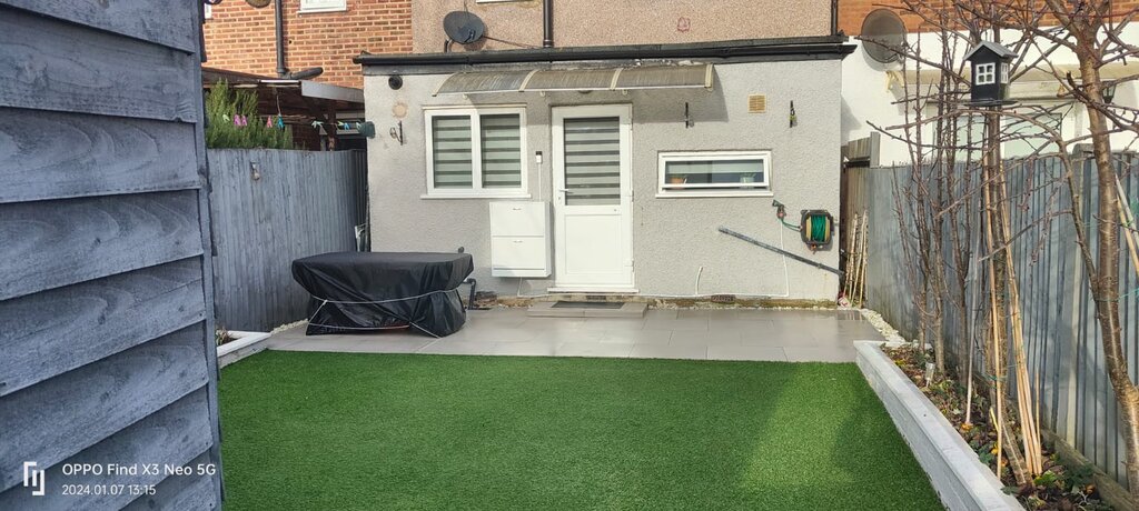 Photo 5 of Edgware property