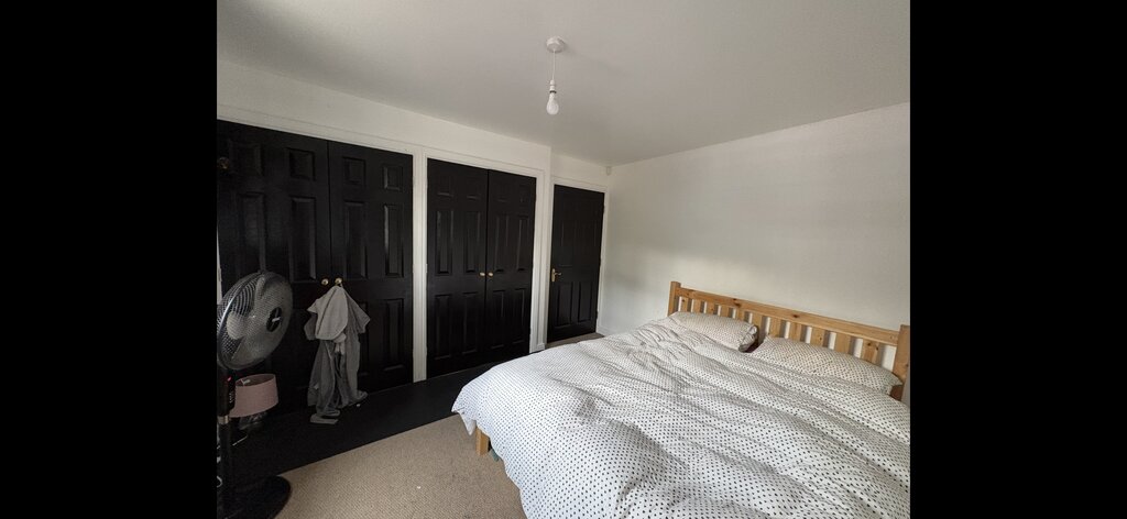 Photo 5 of Wakefield property