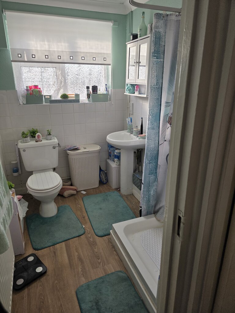 Photo 4 of Spalding property